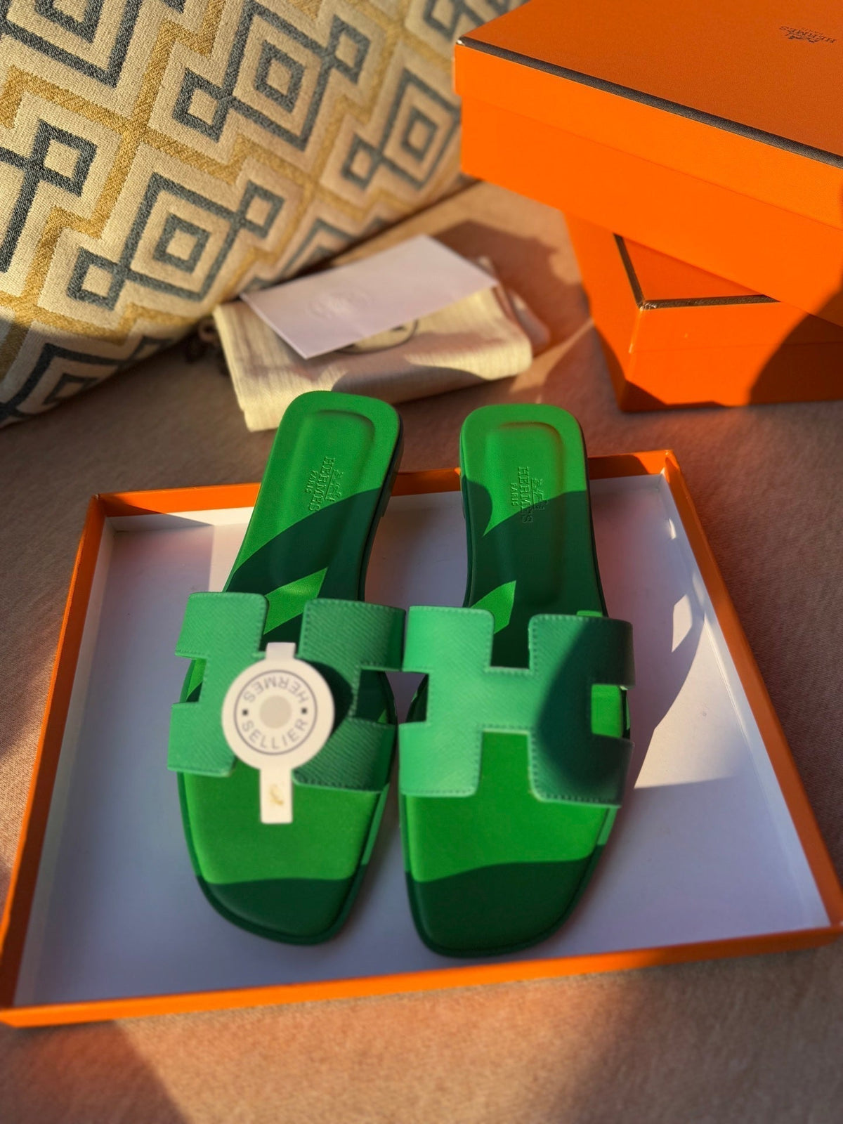 HERMES 0RAN SANDALS IN SHAMROCK GREEN CALFSKIN