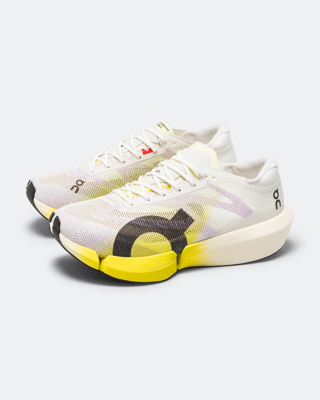Cloudboom Strike 2 - White/Lime