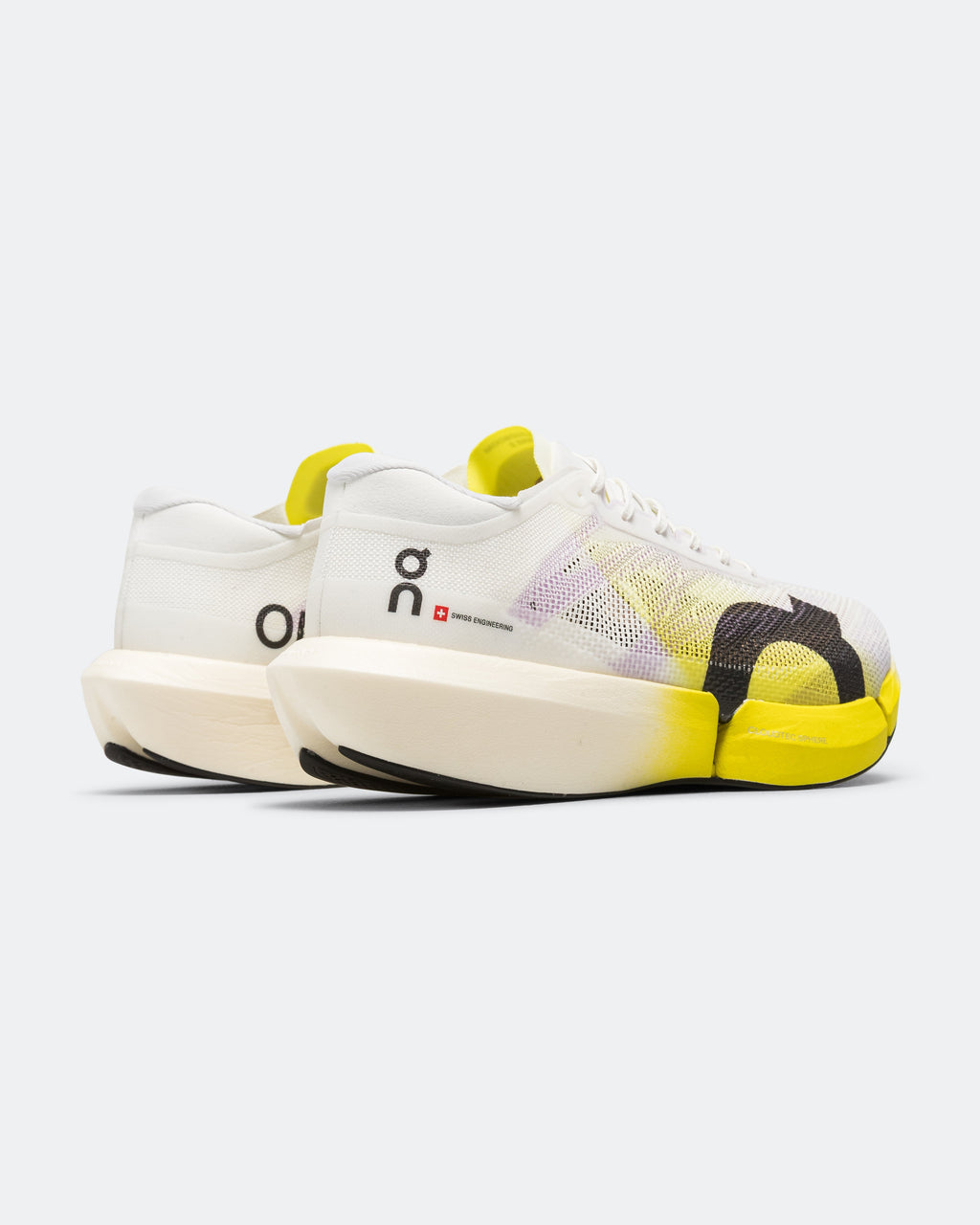Cloudboom Strike 2 - White/Lime