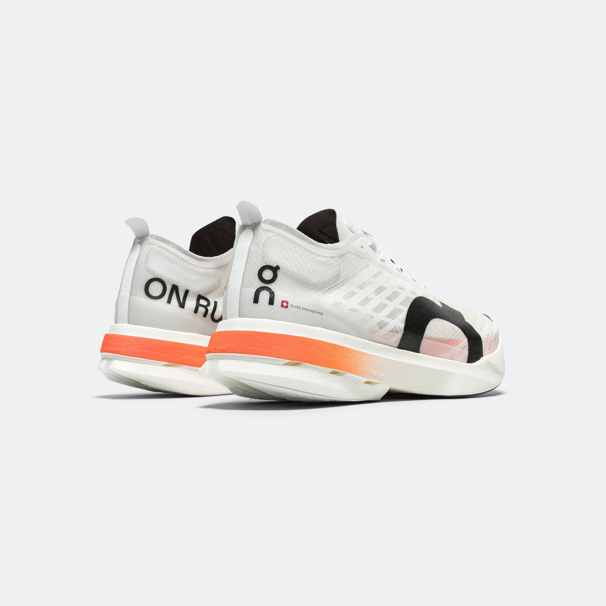 Womens Cloudboom Strike - White/Black