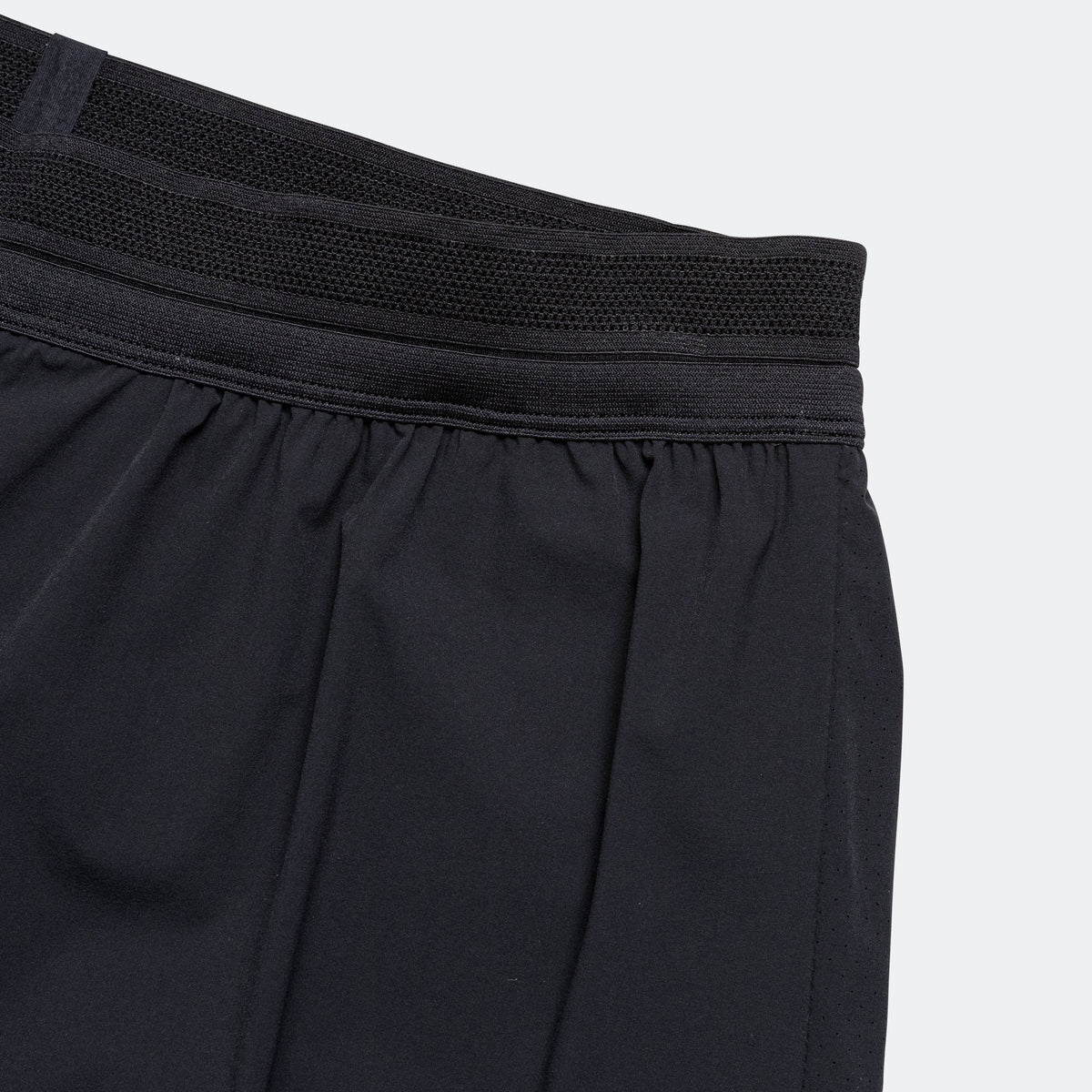 Womens 5" Performance Woven Shorts - Black